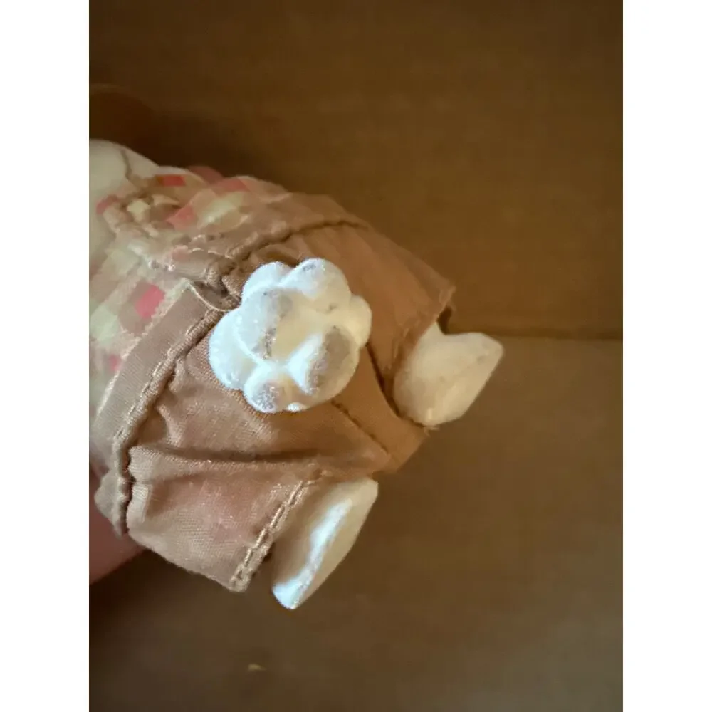 Li'l Woodzeez Hopping Goods Family Amelia & Elliot White Rabbits